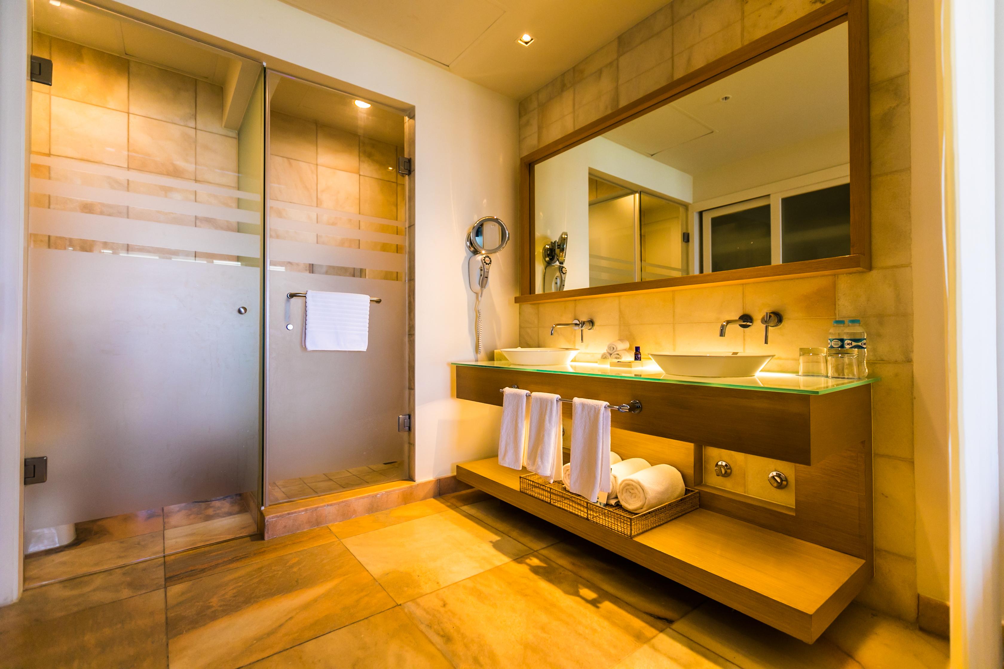 Palacio Mundo Imperial Riviera Diamante Acapulco Exterior photo Bathroom