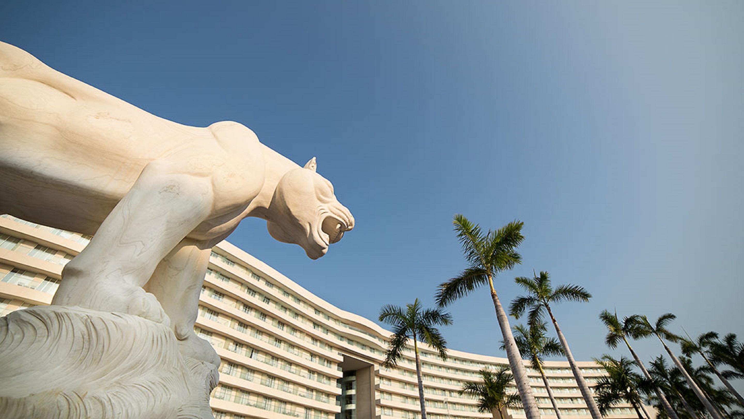 Palacio Mundo Imperial Riviera Diamante Acapulco Exterior photo The MGM Grand Hotel