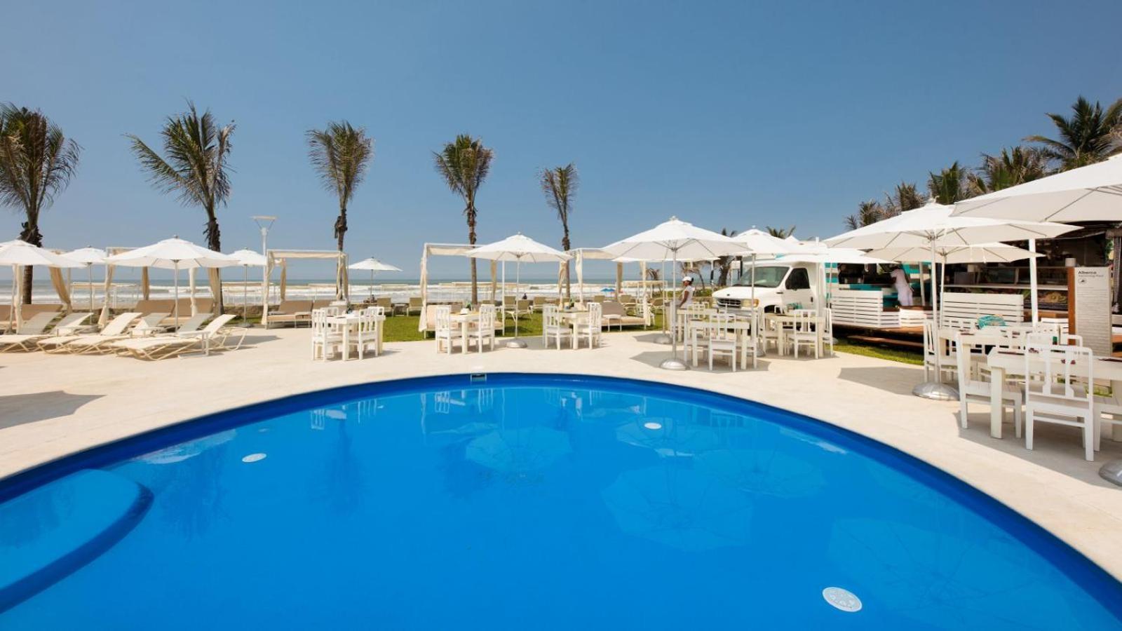 Palacio Mundo Imperial Riviera Diamante Acapulco Exterior photo The beach at the Jumeirah Beach Hotel